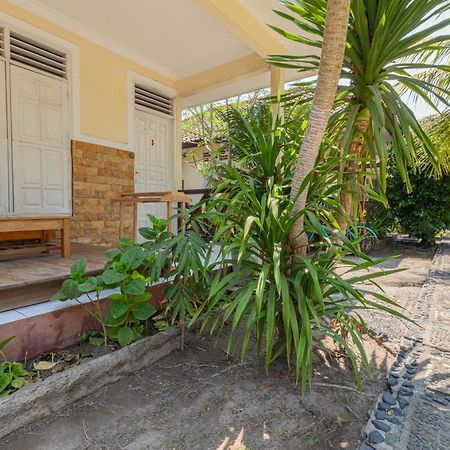 Homestay Lucu 2 吉利特拉旺安 外观 照片