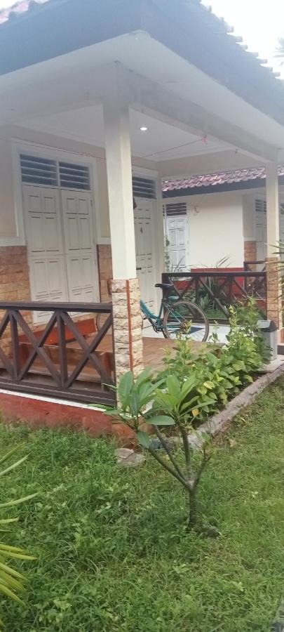 Homestay Lucu 2 吉利特拉旺安 外观 照片