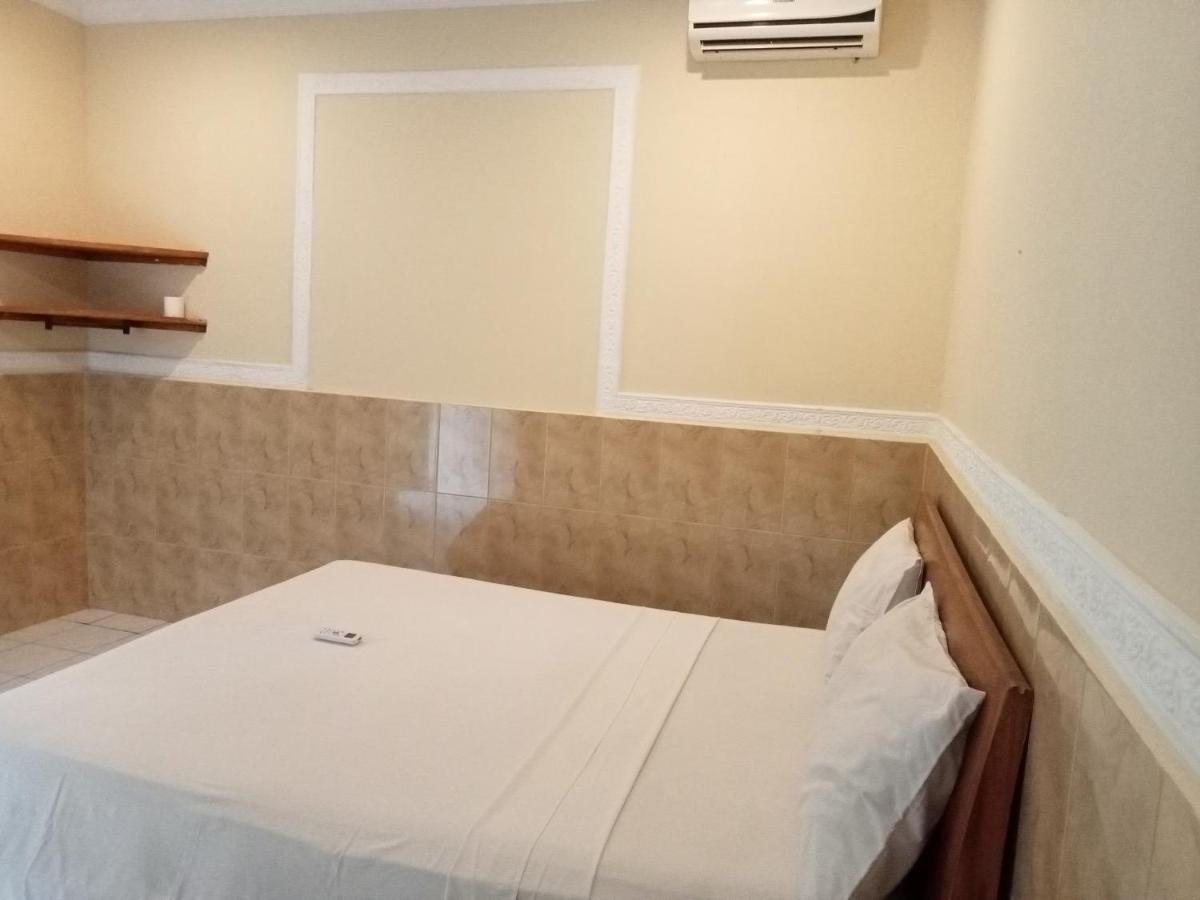 Homestay Lucu 2 吉利特拉旺安 外观 照片
