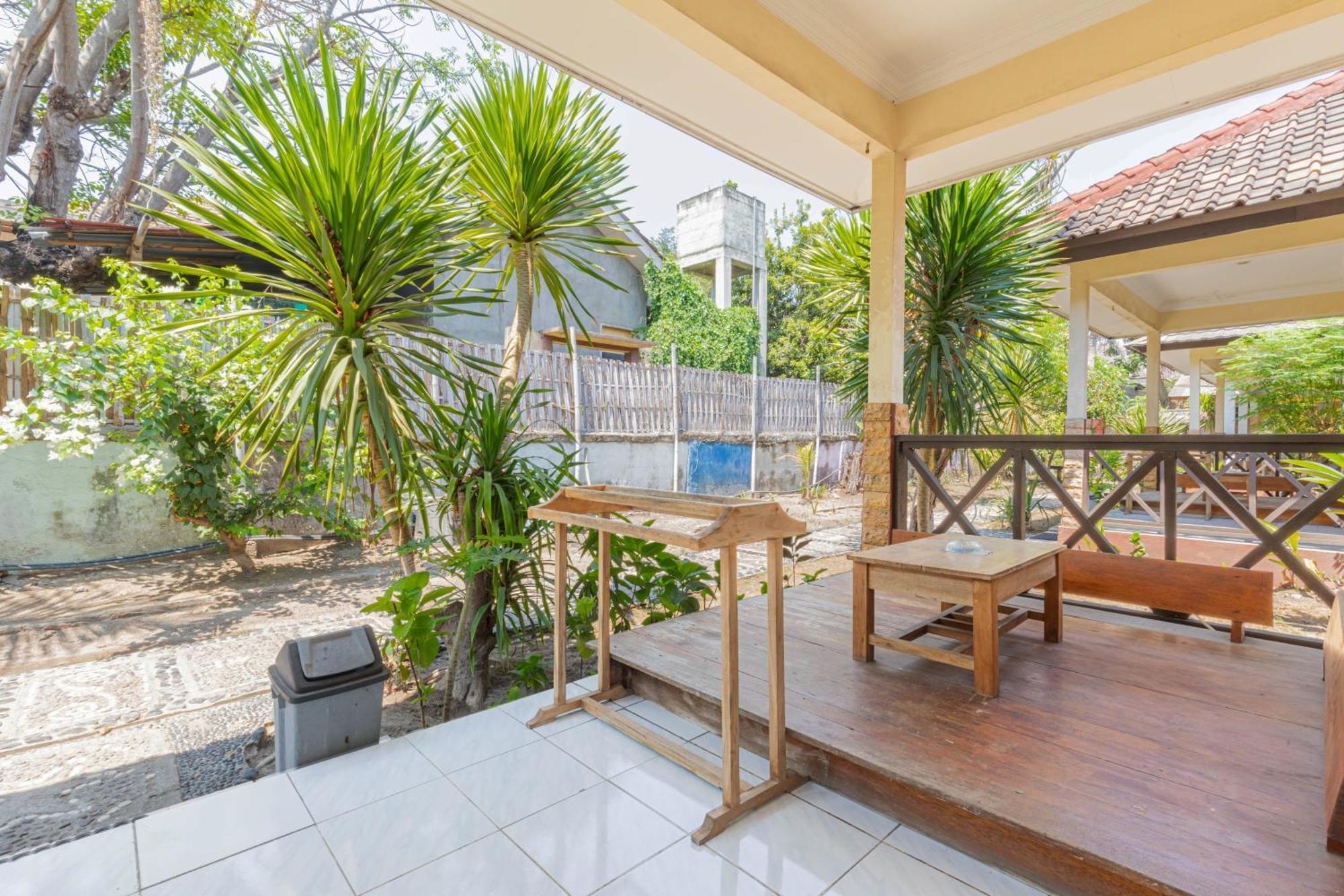 Homestay Lucu 2 吉利特拉旺安 外观 照片
